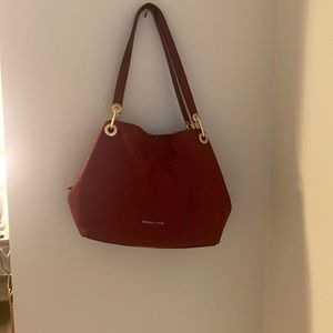 Selling a user Michael Kors bag make me an offer, I need to get rid of this fast